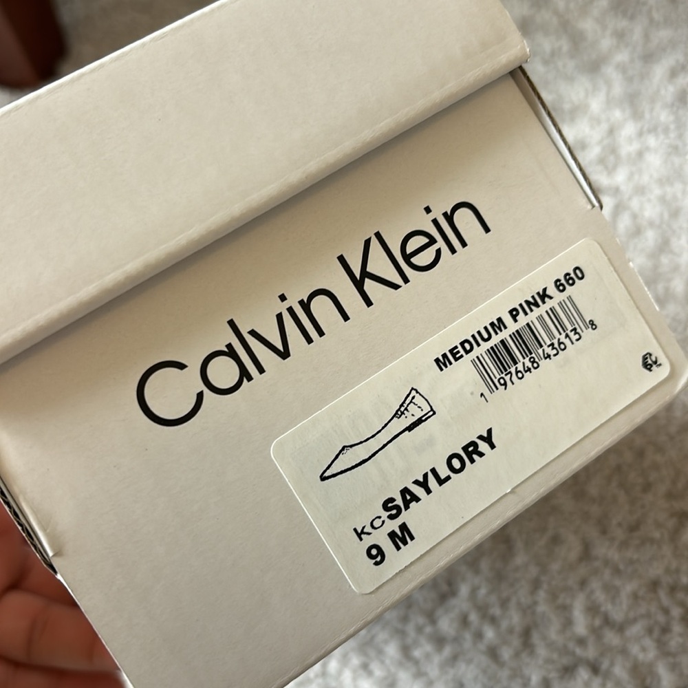 NWT Calvin Klein pointed toe Flat - Picture 5 of 6